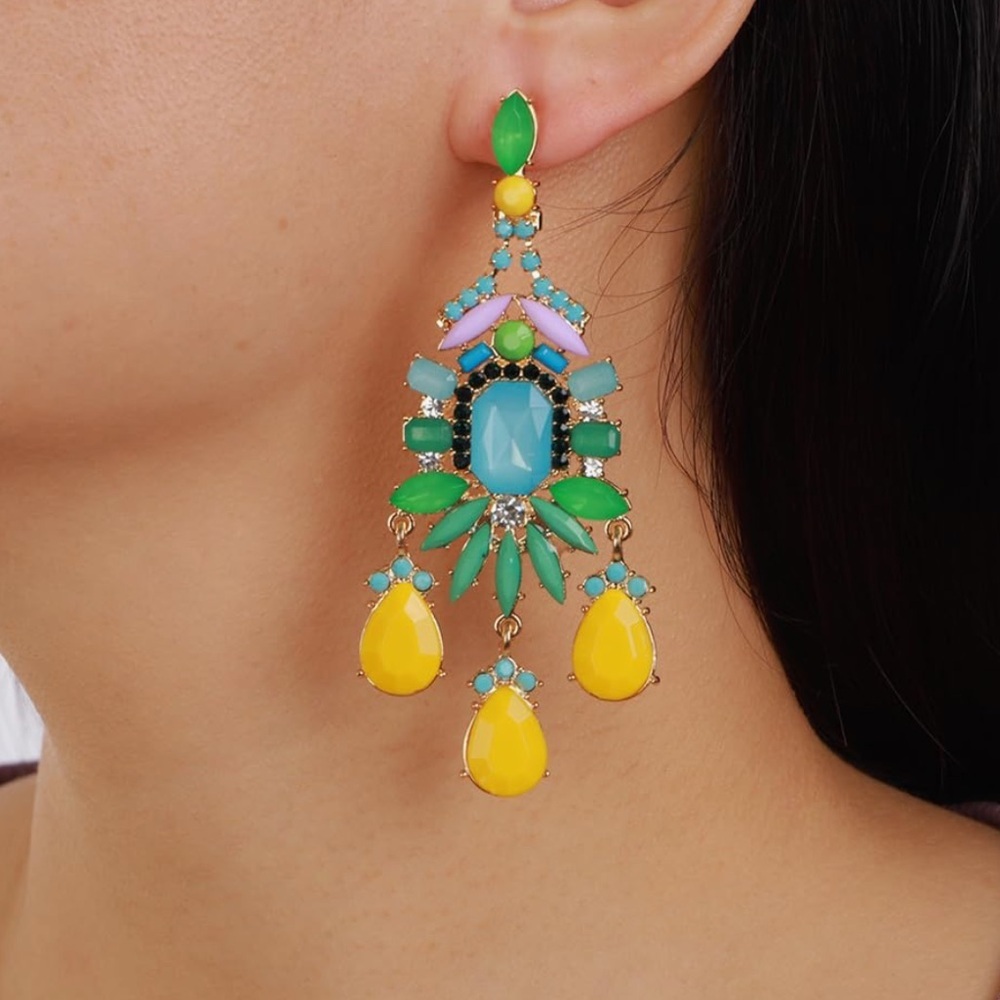 ZARA Pierced Rhinestone Chandelier Earrings NEW - Picture 3 of 3